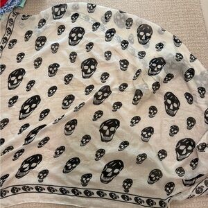 Alexander McQueen Black and Cream Skull Scarf